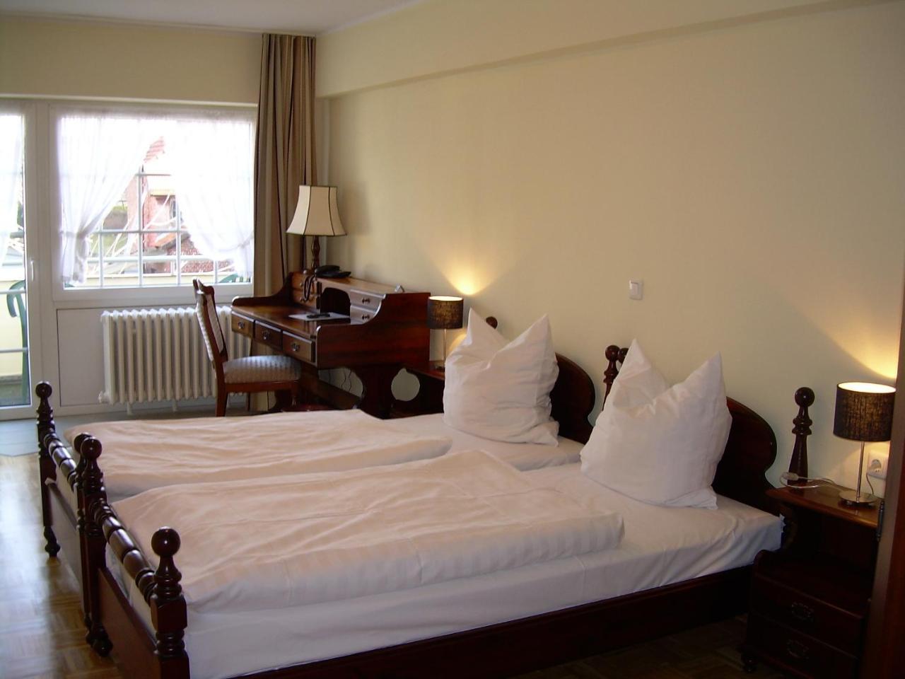 Hotel-Restaurant Saelzerhof Salzkotten Dış mekan fotoğraf
